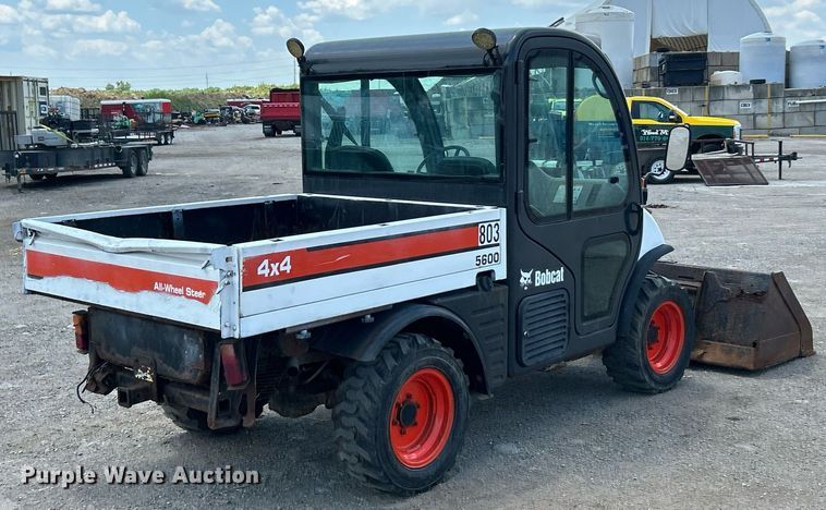 image for item EK8301 2005 Bobcat 5600 utility vehicle