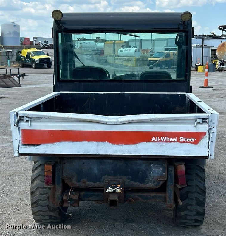 image for item EK8301 2005 Bobcat 5600 utility vehicle