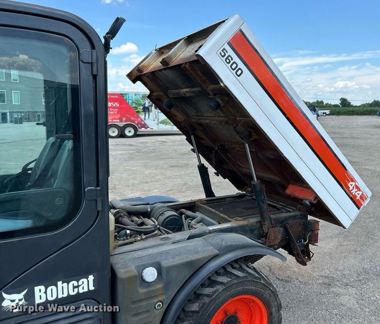 image for item EK8301 2005 Bobcat 5600 utility vehicle