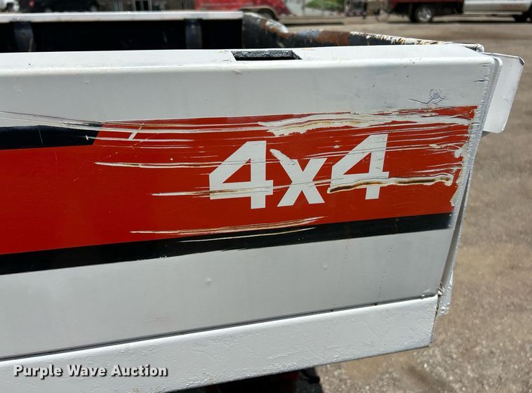 image for item EK8301 2005 Bobcat 5600 utility vehicle