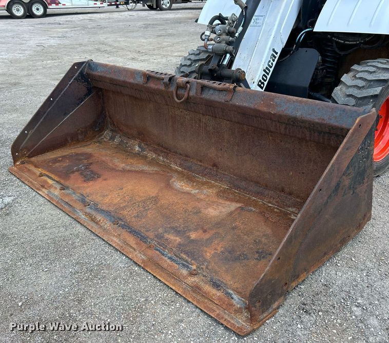 image for item EK8301 2005 Bobcat 5600 utility vehicle