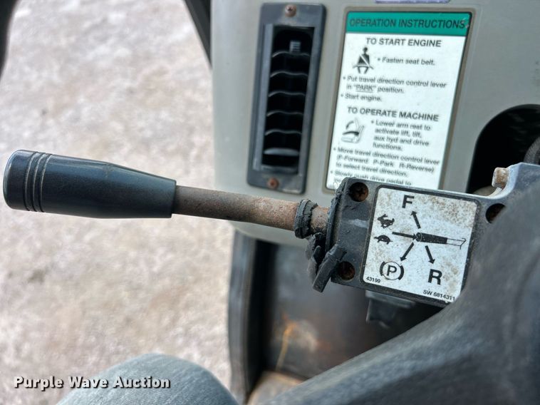 image for item EK8301 2005 Bobcat 5600 utility vehicle