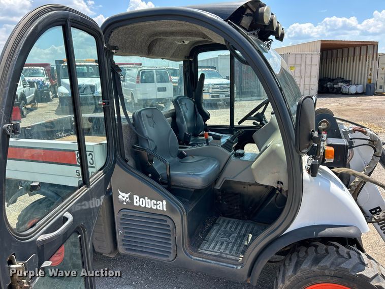 image for item EK8301 2005 Bobcat 5600 utility vehicle