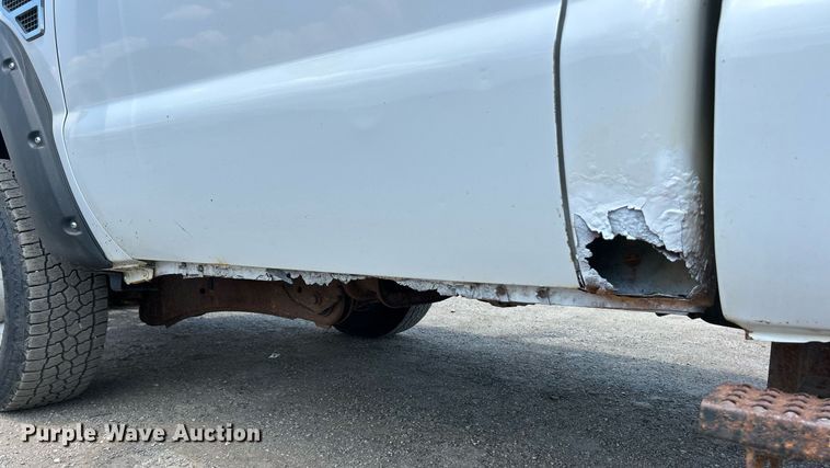 image for item EK8302 2008 Ford F350 Super Duty XL pickup truck