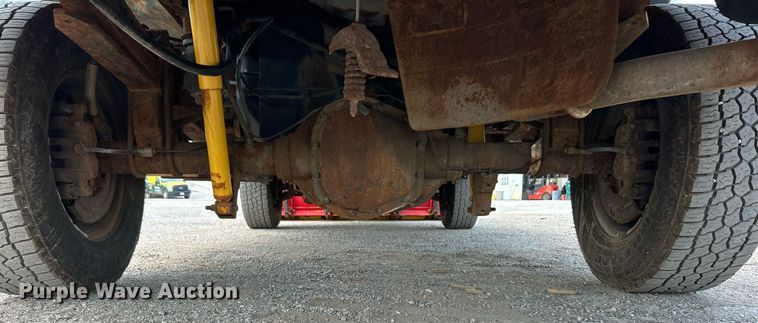 image for item EK8302 2008 Ford F350 Super Duty XL pickup truck