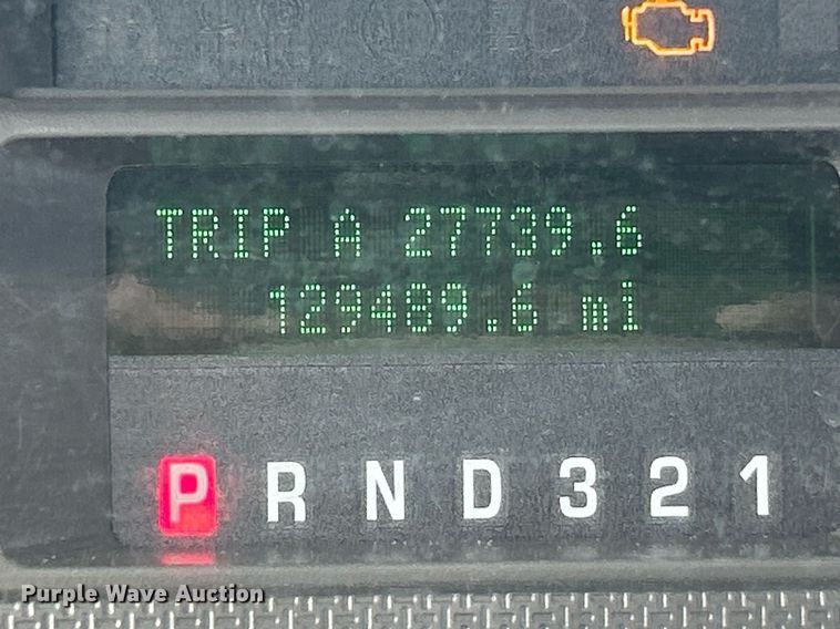 image for item EK8302 2008 Ford F350 Super Duty XL pickup truck