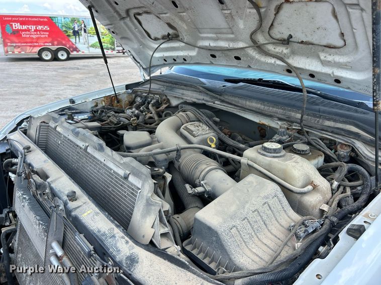 image for item EK8302 2008 Ford F350 Super Duty XL pickup truck