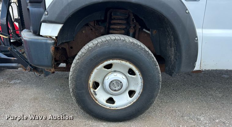 image for item EK8302 2008 Ford F350 Super Duty XL pickup truck