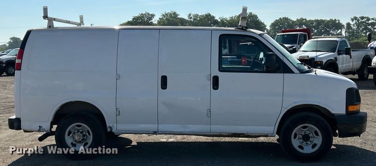image for item EK8303 2009 Chevrolet Express 2500 utility van