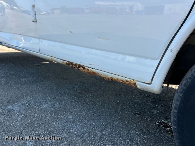 image for item EK8303 2009 Chevrolet Express 2500 utility van