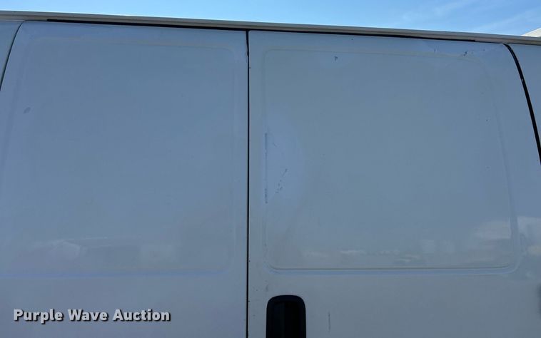 image for item EK8303 2009 Chevrolet Express 2500 utility van