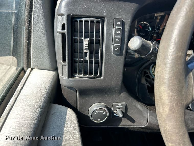 image for item EK8303 2009 Chevrolet Express 2500 utility van