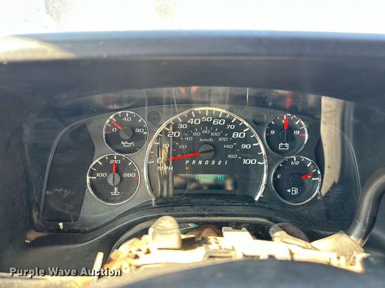 image for item EK8303 2009 Chevrolet Express 2500 utility van