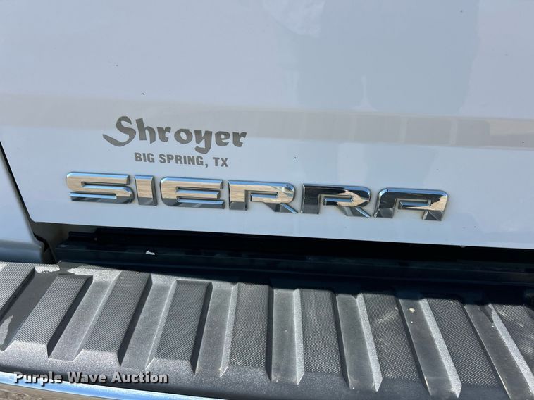 image for item EK8304 2017 GMC Sierra 1500 SLT Crew Cab pickup truck