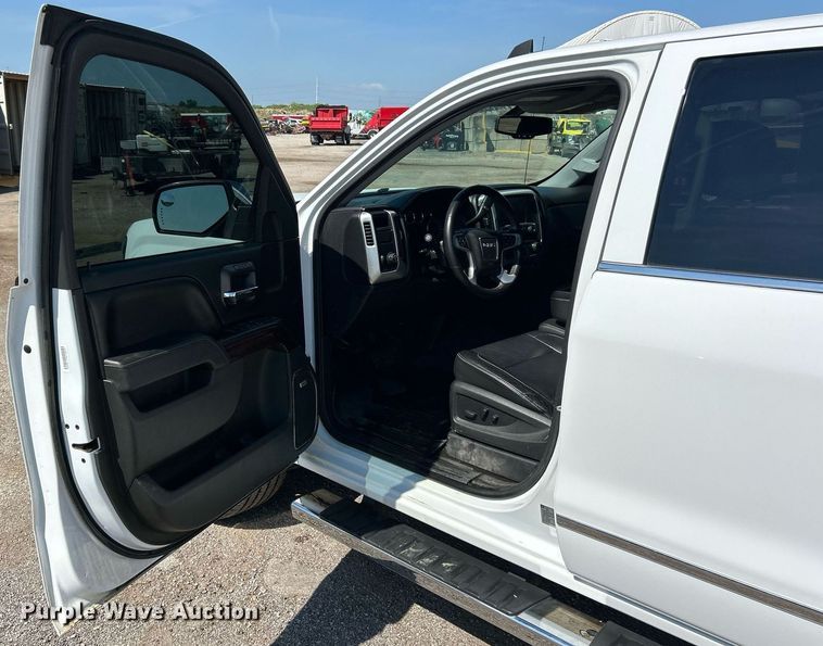 image for item EK8304 2017 GMC Sierra 1500 SLT Crew Cab pickup truck