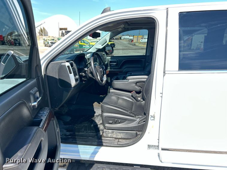 image for item EK8304 2017 GMC Sierra 1500 SLT Crew Cab pickup truck