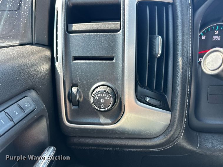 image for item EK8304 2017 GMC Sierra 1500 SLT Crew Cab pickup truck