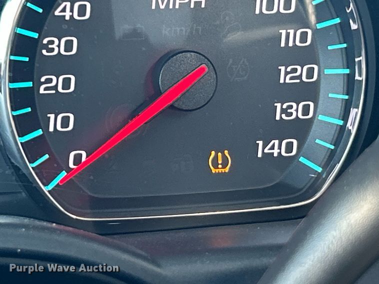 image for item EK8304 2017 GMC Sierra 1500 SLT Crew Cab pickup truck