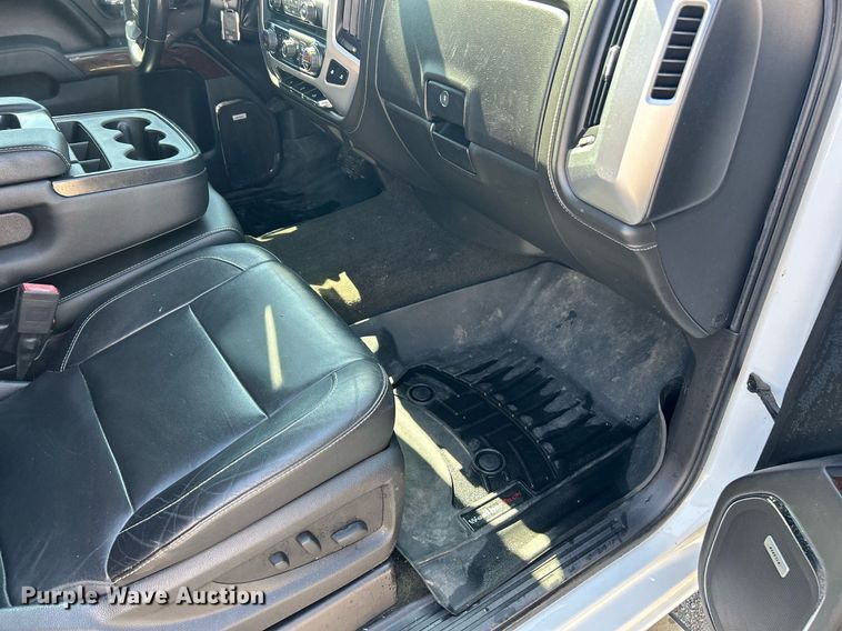 image for item EK8304 2017 GMC Sierra 1500 SLT Crew Cab pickup truck