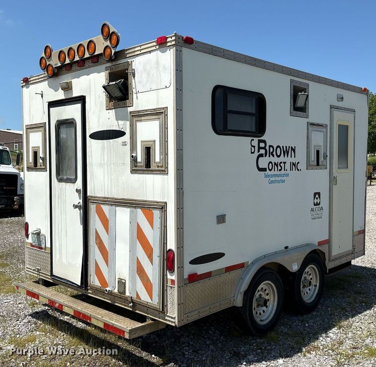 image for item EM2595 2001 Coachcraft fiber optic splicing trailer