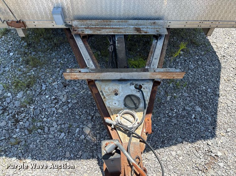 image for item EM2595 2001 Coachcraft fiber optic splicing trailer