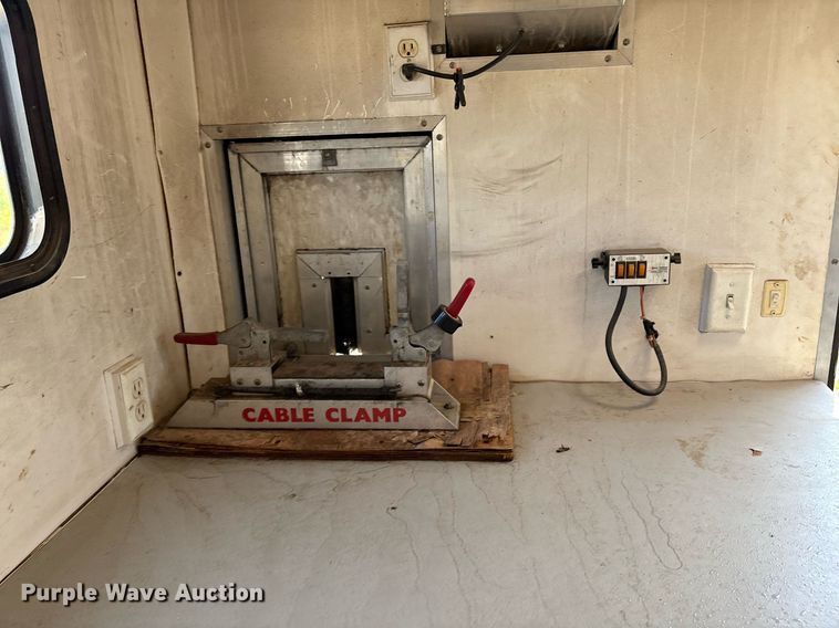 image for item EM2595 2001 Coachcraft fiber optic splicing trailer