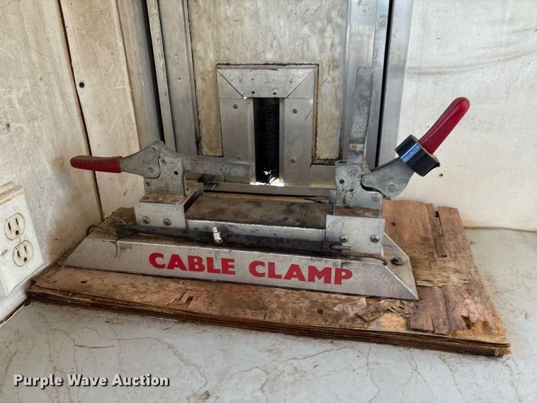 image for item EM2595 2001 Coachcraft fiber optic splicing trailer