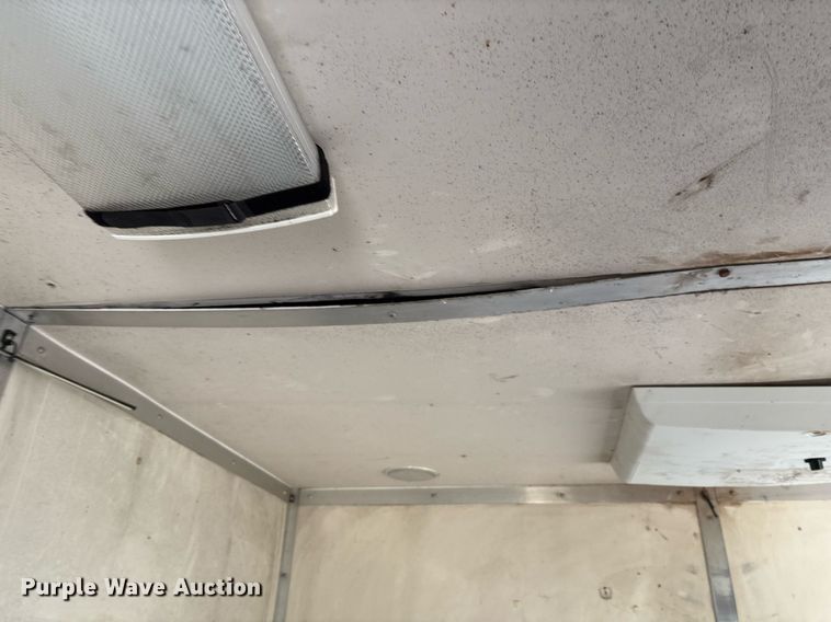 image for item EM2595 2001 Coachcraft fiber optic splicing trailer