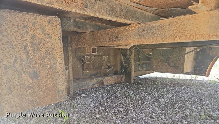 image for item EN3896 CM Truck Beds 1520761 flatbed