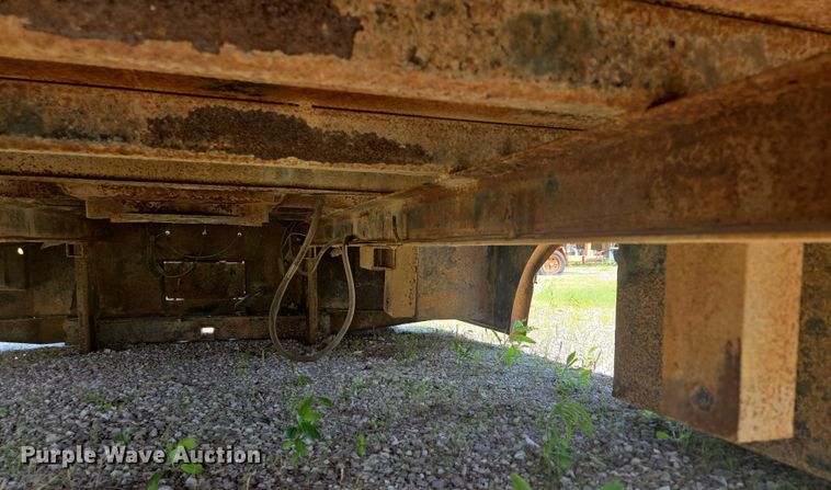 image for item EN3896 CM Truck Beds 1520761 flatbed