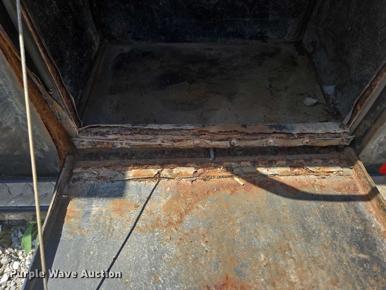 image for item EN3896 CM Truck Beds 1520761 flatbed