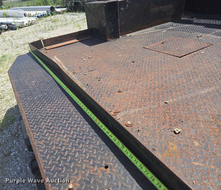 image for item EN3896 CM Truck Beds 1520761 flatbed