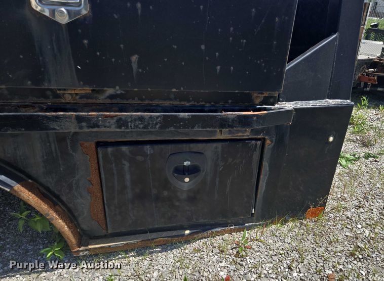 image for item EN3896 CM Truck Beds 1520761 flatbed