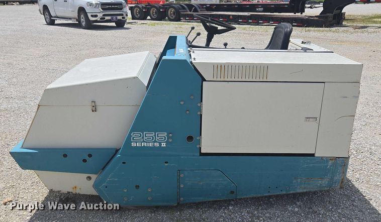 image for item EN3902 Tennant 255 Series II sweeper