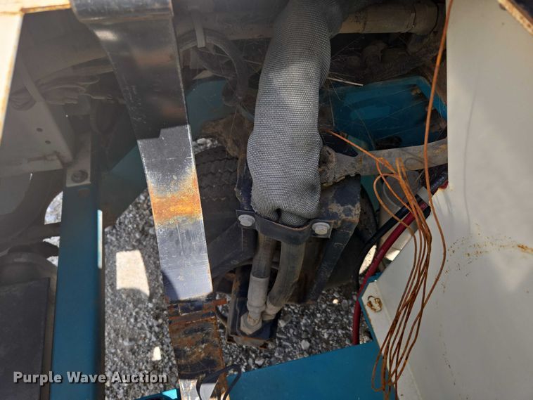 image for item EN3902 Tennant 255 Series II sweeper