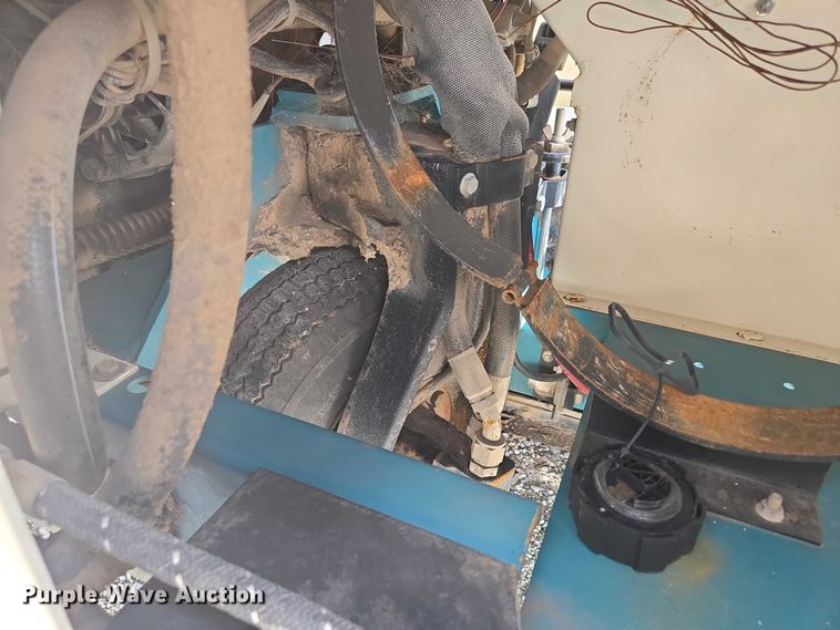 image for item EN3902 Tennant 255 Series II sweeper