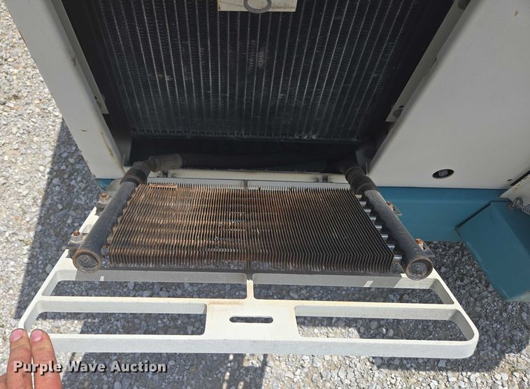 image for item EN3902 Tennant 255 Series II sweeper