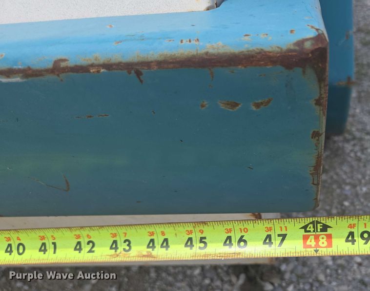 image for item EN3902 Tennant 255 Series II sweeper