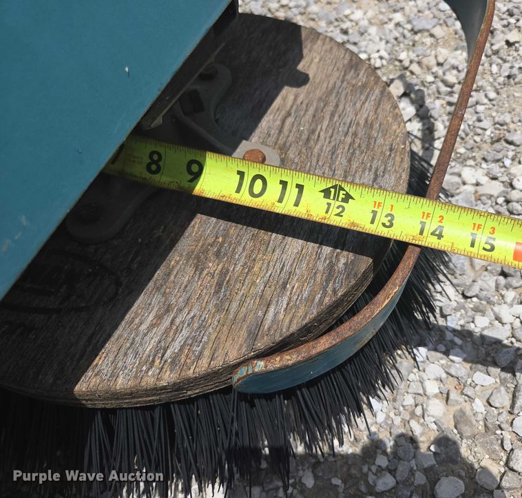 image for item EN3902 Tennant 255 Series II sweeper