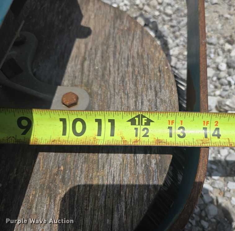 image for item EN3902 Tennant 255 Series II sweeper