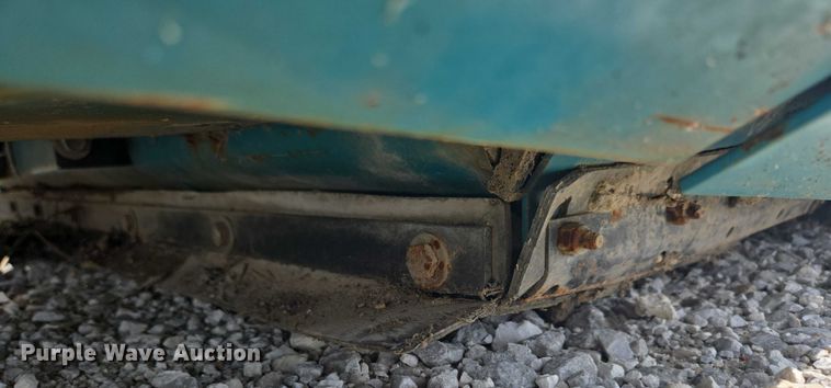 image for item EN3902 Tennant 255 Series II sweeper