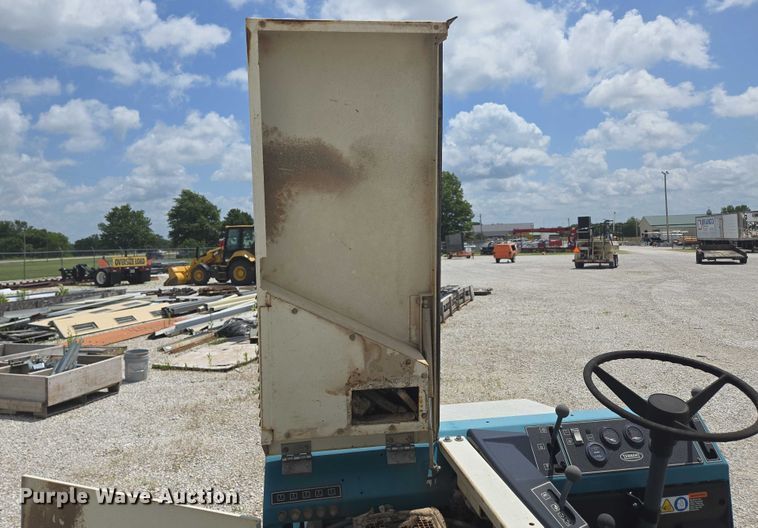 image for item EN3902 Tennant 255 Series II sweeper