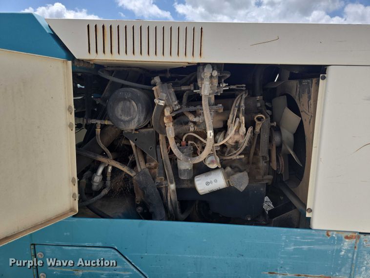 image for item EN3902 Tennant 255 Series II sweeper