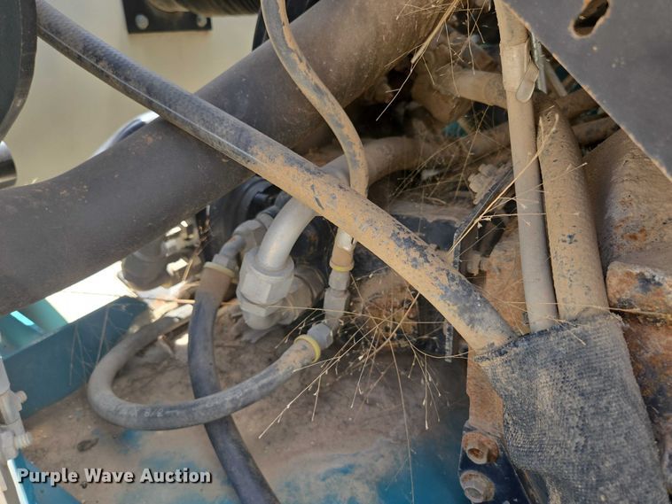 image for item EN3902 Tennant 255 Series II sweeper