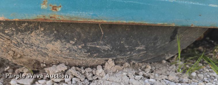 image for item EN3902 Tennant 255 Series II sweeper