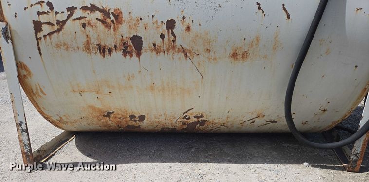 image for item EN3909 Fuel tank