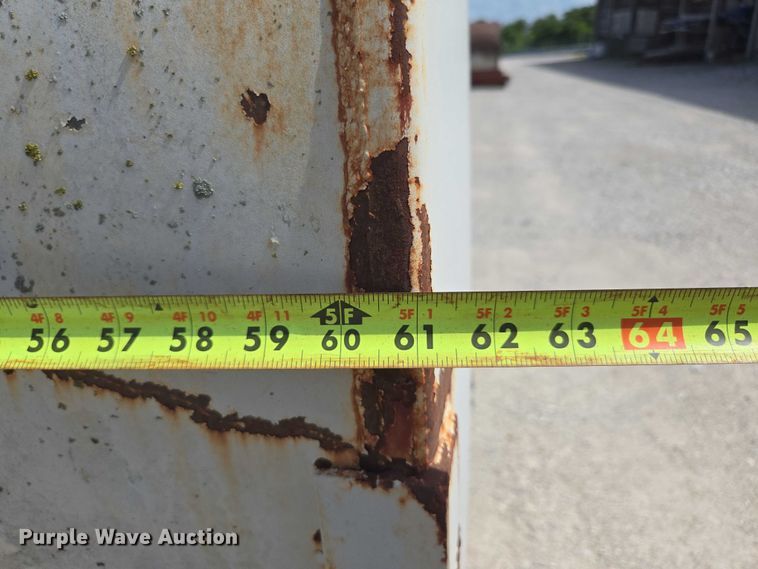 image for item EN3909 Fuel tank