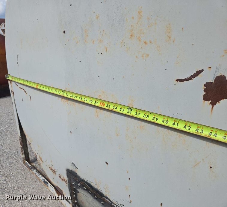 image for item EN3909 Fuel tank