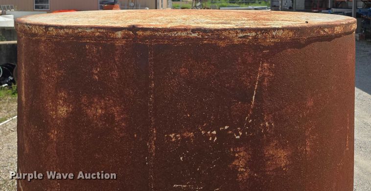 image for item EN3910 Fuel tank