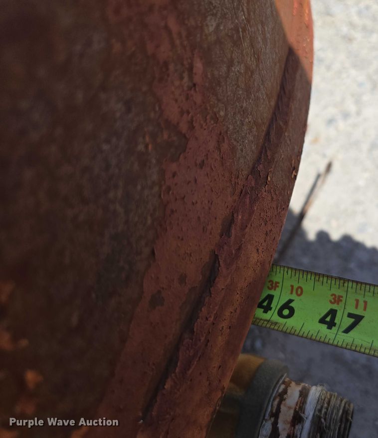 image for item EN3910 Fuel tank